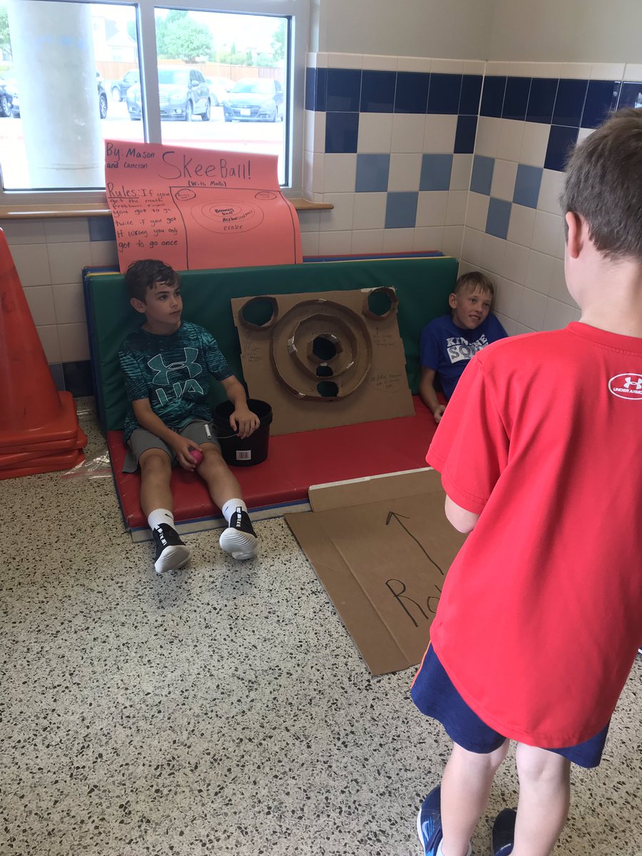 twigr828's tweet image. 5th graders using their leadership skills! @WinkleyElem