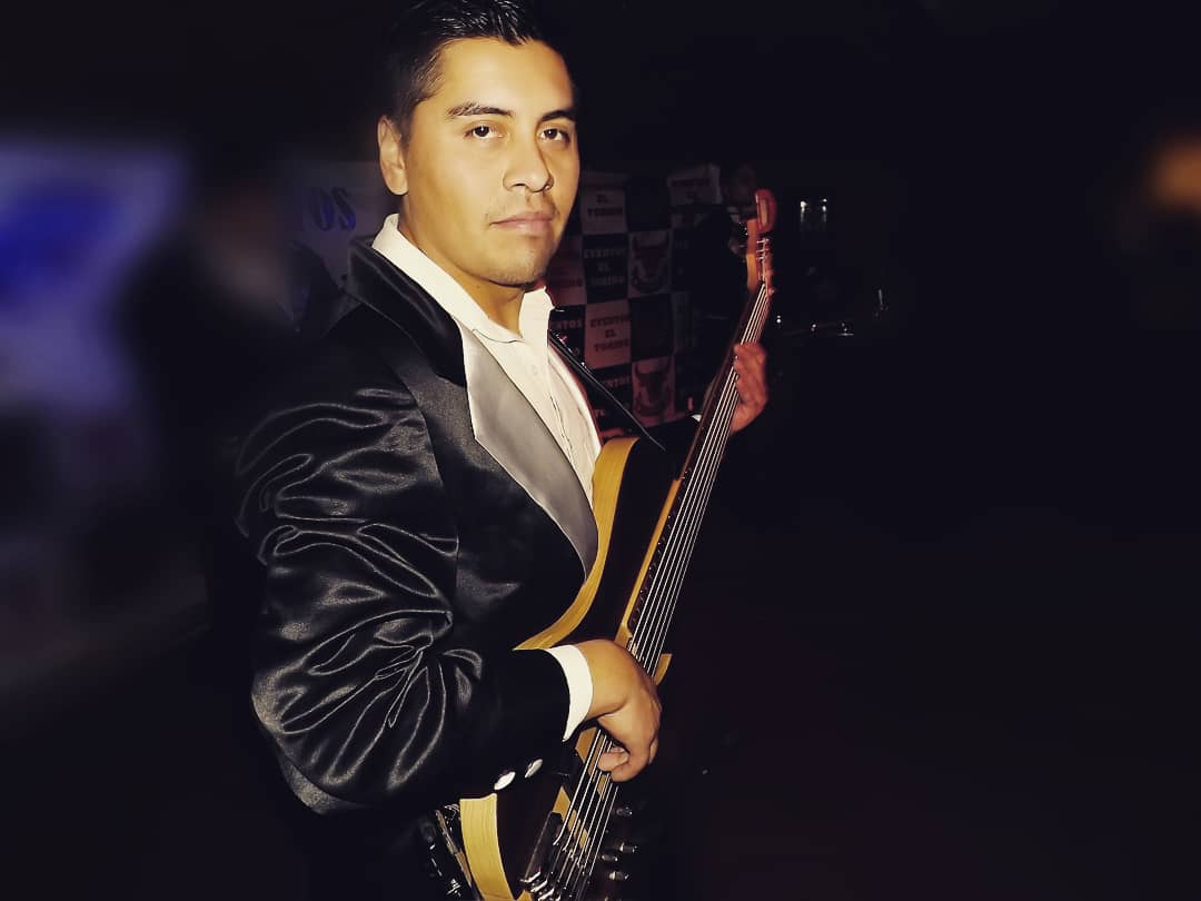 banda_tentacion's tweet photo. @banda_tentacion #imparables #EnVivo #reconoce_tu_engaño #exito2019 #bajista #cumbia #en #tus #oídos https://t.co/nBBBFl41fD