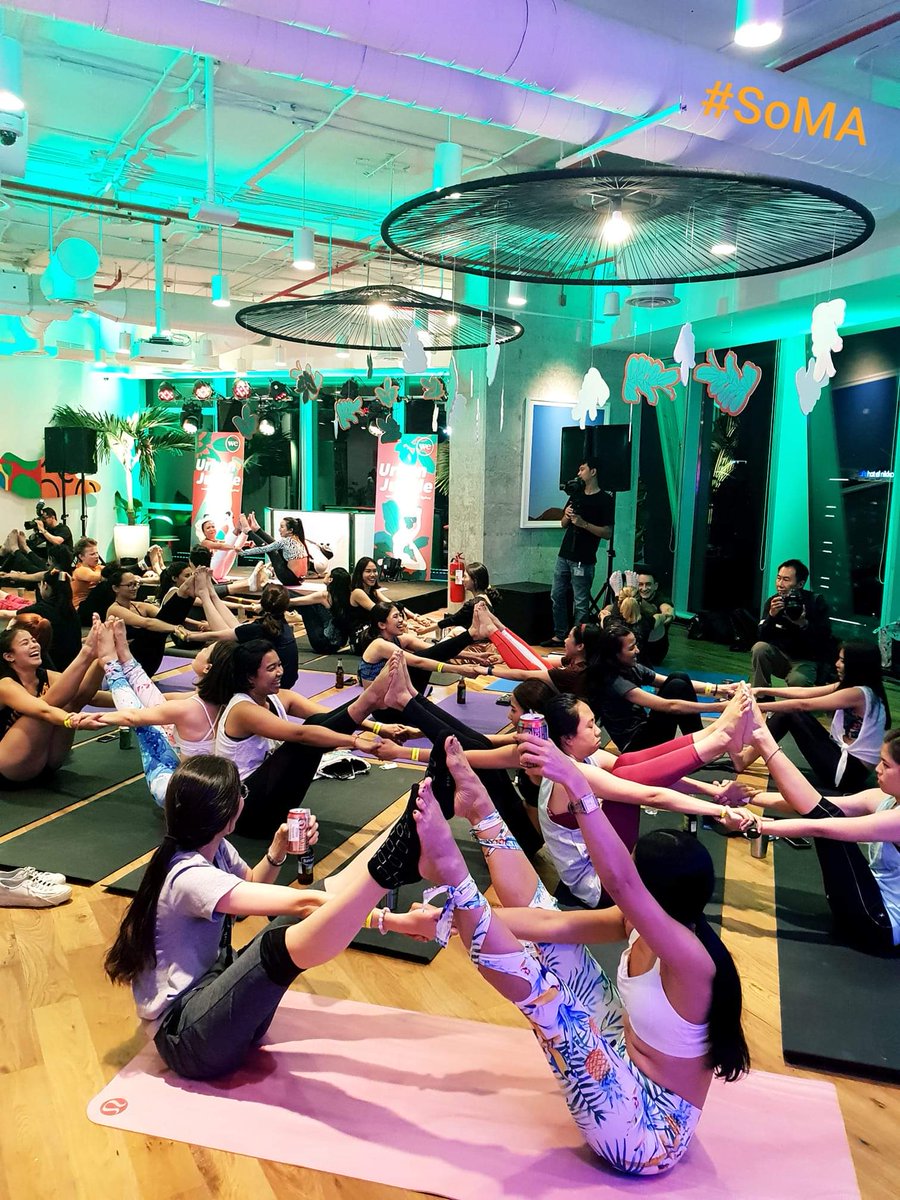 somcity's tweet photo. Congrats to the official opening of the @WeWork T-One in #Bangkok 😎👌 And Cheers to the #Beer #Yoga 😉🤩😘 #SoMCity @SoMaJewelry #CoWorking #Startups #Community #BlockchainMango 😎🍻🍺 https://t.co/o8I6jDIFwY