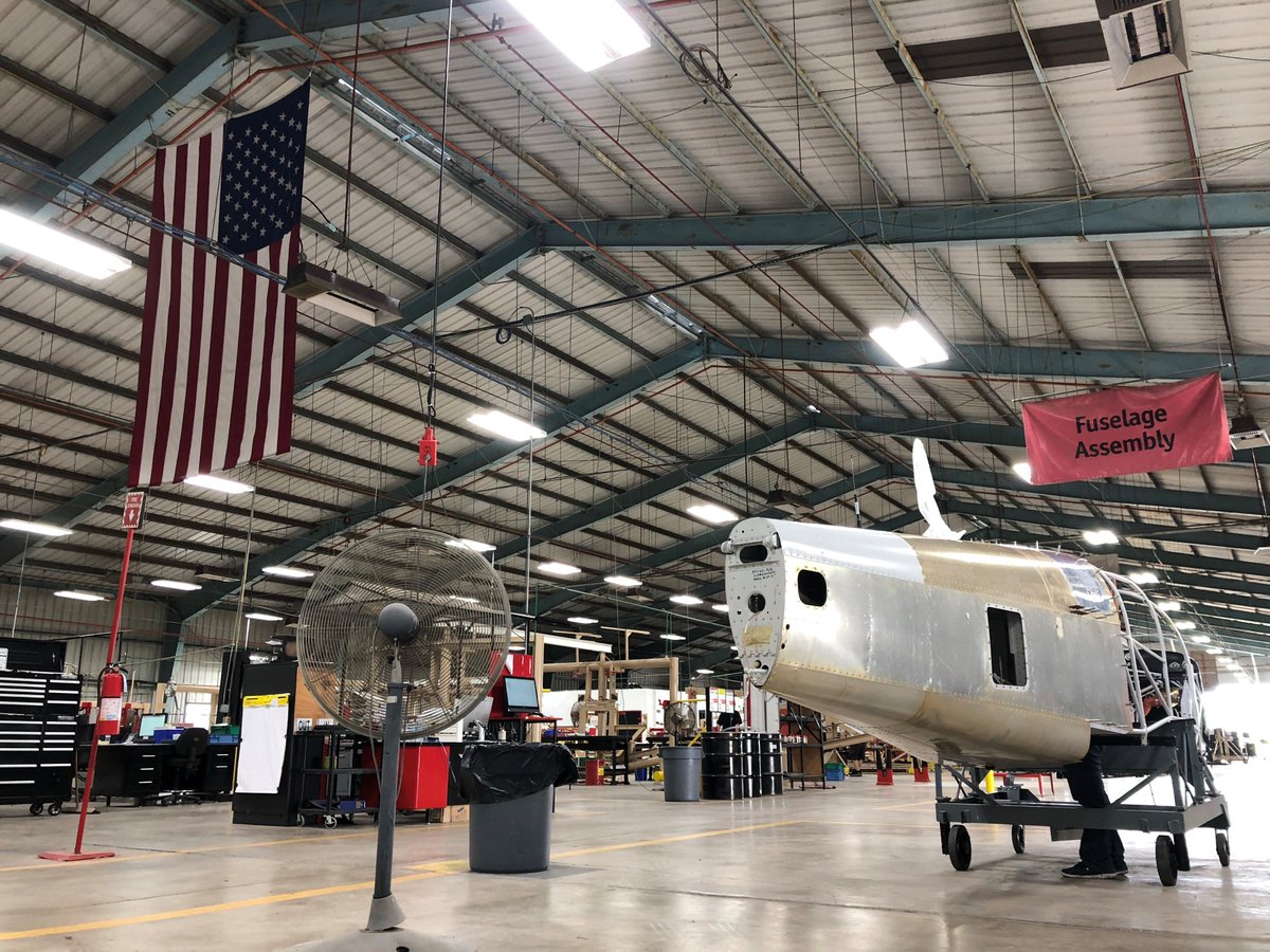 MooneyINTL's tweet photo. A thank you from @MooneyINTL to America's Military Heroes. We owe our freedom to create to your willingness to sacrifice. 
Fly the flag this #MemorialDay . https://t.co/K7XKQpSHdd