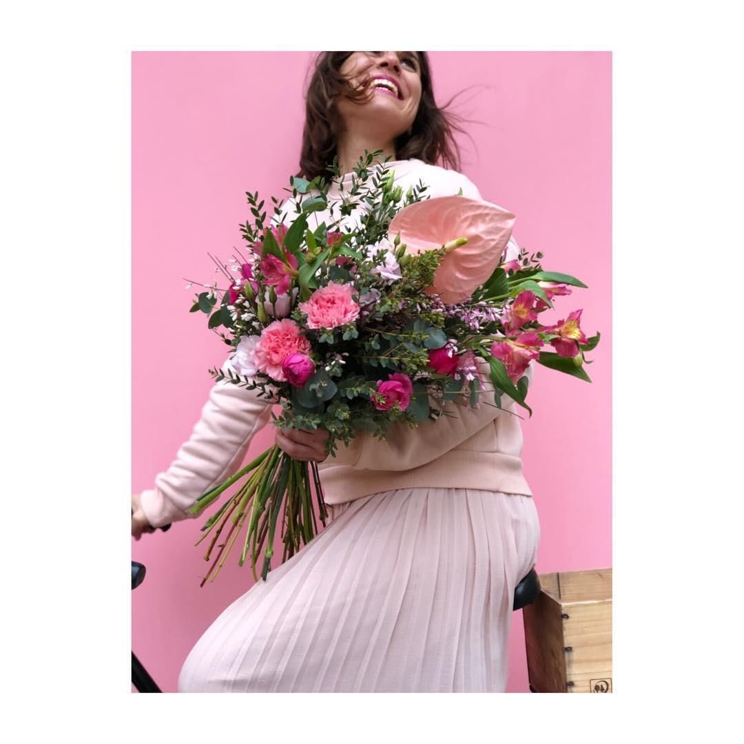Dimanche c'est la fête de nos chères mamans ! Offrez leur un joli bouquet de fleurs de chez Brontie. 
Leurs fleurs sont de saison, produites en France ou dans la région lyonnaise et les livraisons sont assurées en vélo. Adoptées à Port Rambaud, vos mamans vont les adorer !