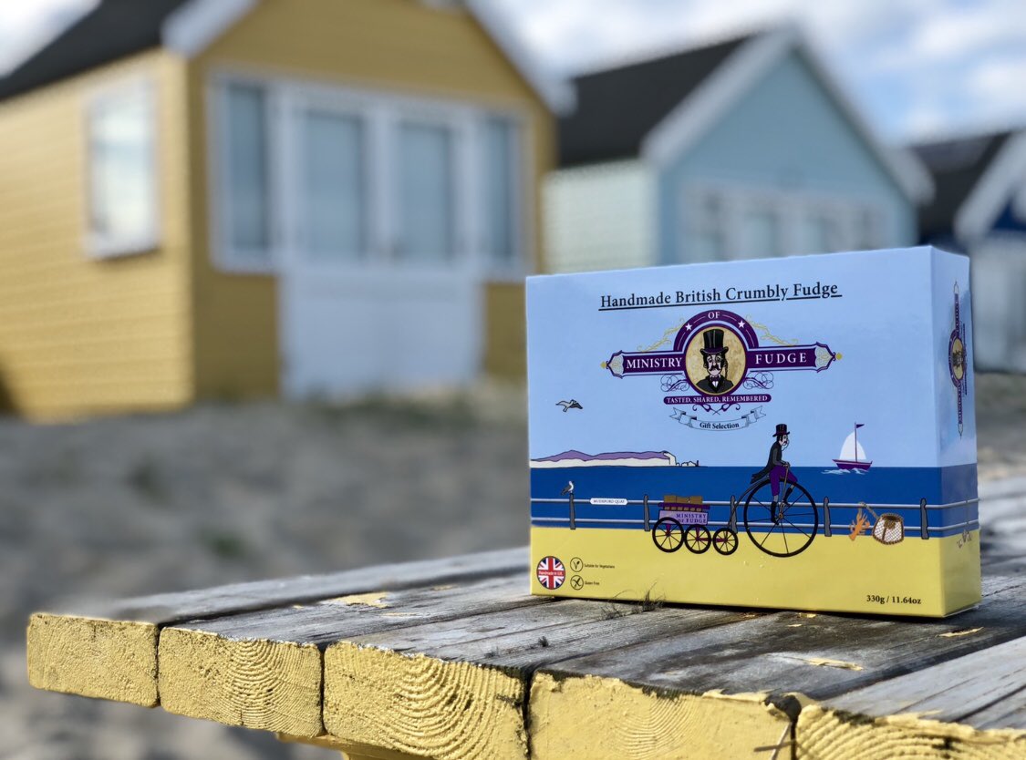 Ministryoffudge's tweet photo. Super excited for tomorrow!🏝It’s the first ever Mudeford Seafood Fest🦀on @MudefordQuay! We are set up &amp; ready to go at our favourite place in the world! Come on down for a weekend filled with seafood, coffee, gin, ice cream, and most importantly YOUR FUDGE FIX!😘See y’all there https://t.co/mv77w7DDKW