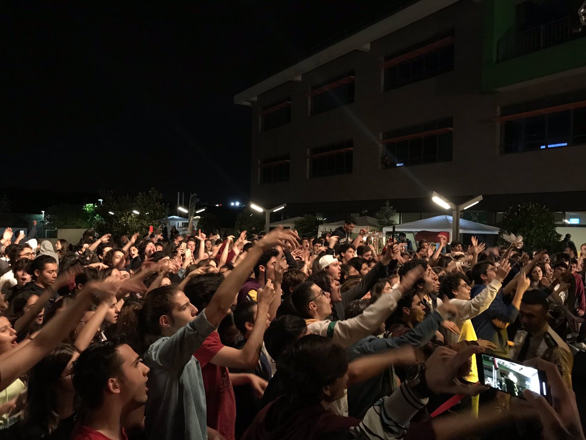 sevamerican's tweet photo. SAC Fest’19 sona erdi. Tüm katılımcılarımıza, destekçilerimize ve öğrenci birliğimize teşekkür ederiz! #sacfest https://t.co/v2Xs11g1Ul