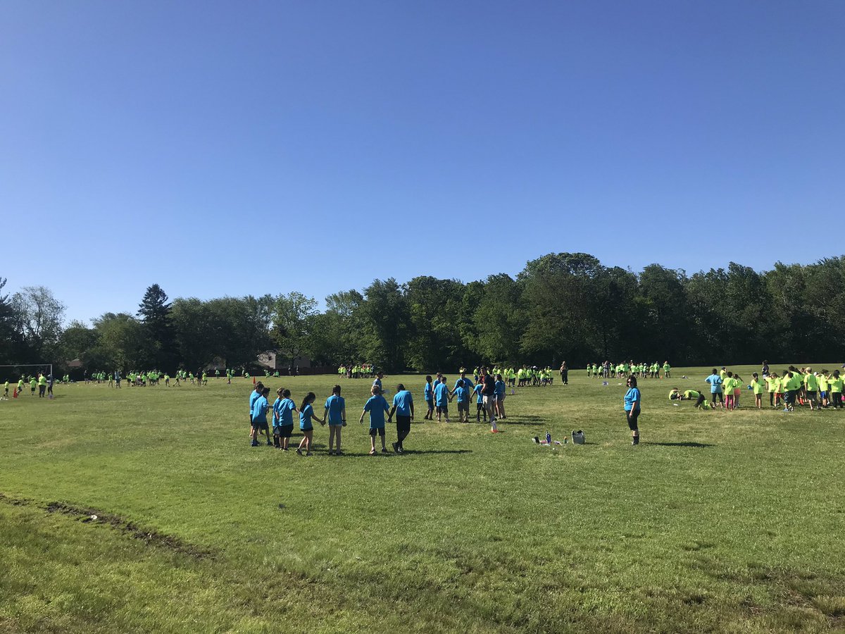 Thank You <a href="/HowellTwpNewbry/">Newbury Early Learning Center</a> for having us at your wonderful Field Day!!! Have a wonderful summer !! Can’t wait for next year! @mengland_hhs <a href="/HHS_PeerLeaders/">Howell HS Peer Leaders</a> <a href="/BravermanHHS/">Jeremy Braverman-Howell HS Principal</a>