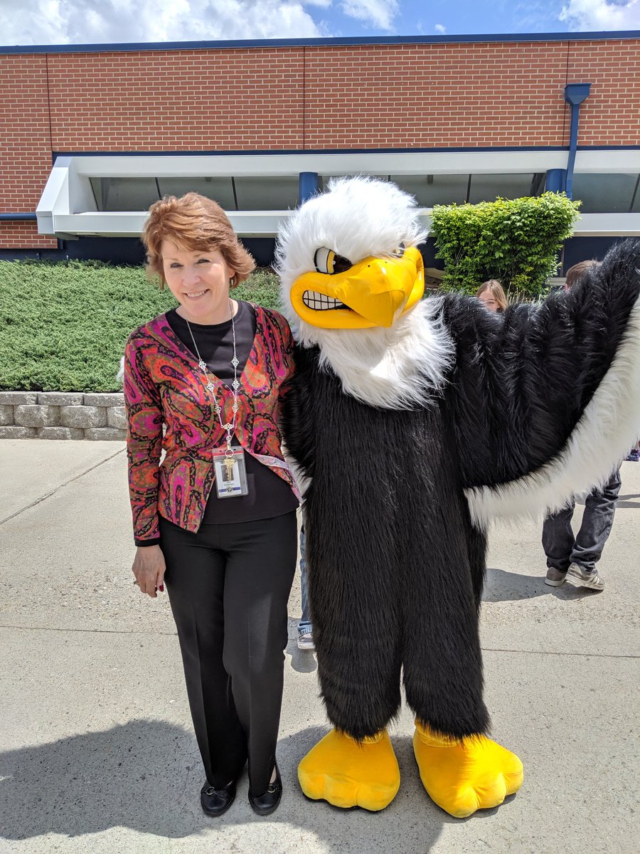 LibertyBSD's tweet photo. And, that's a wrap! Thank you for another awesome year Eagles! #BSDPride  #everythingspossiblebsd #MrsAndersen #37years #staffchildren #timetosleepin https://t.co/ZXVXDHLV2M