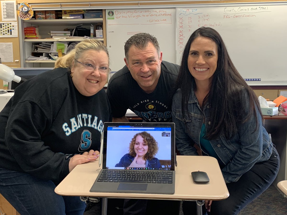 #TodayatSHS teachers from our project-based learning program, Skull Island, Skyped with a school from Poland to work on integrating lessons involving both schools next school year. 

🌎 What a great opportunity to connect our kids on a global level!

#GlobalCompetence 🇺🇸🇵🇱