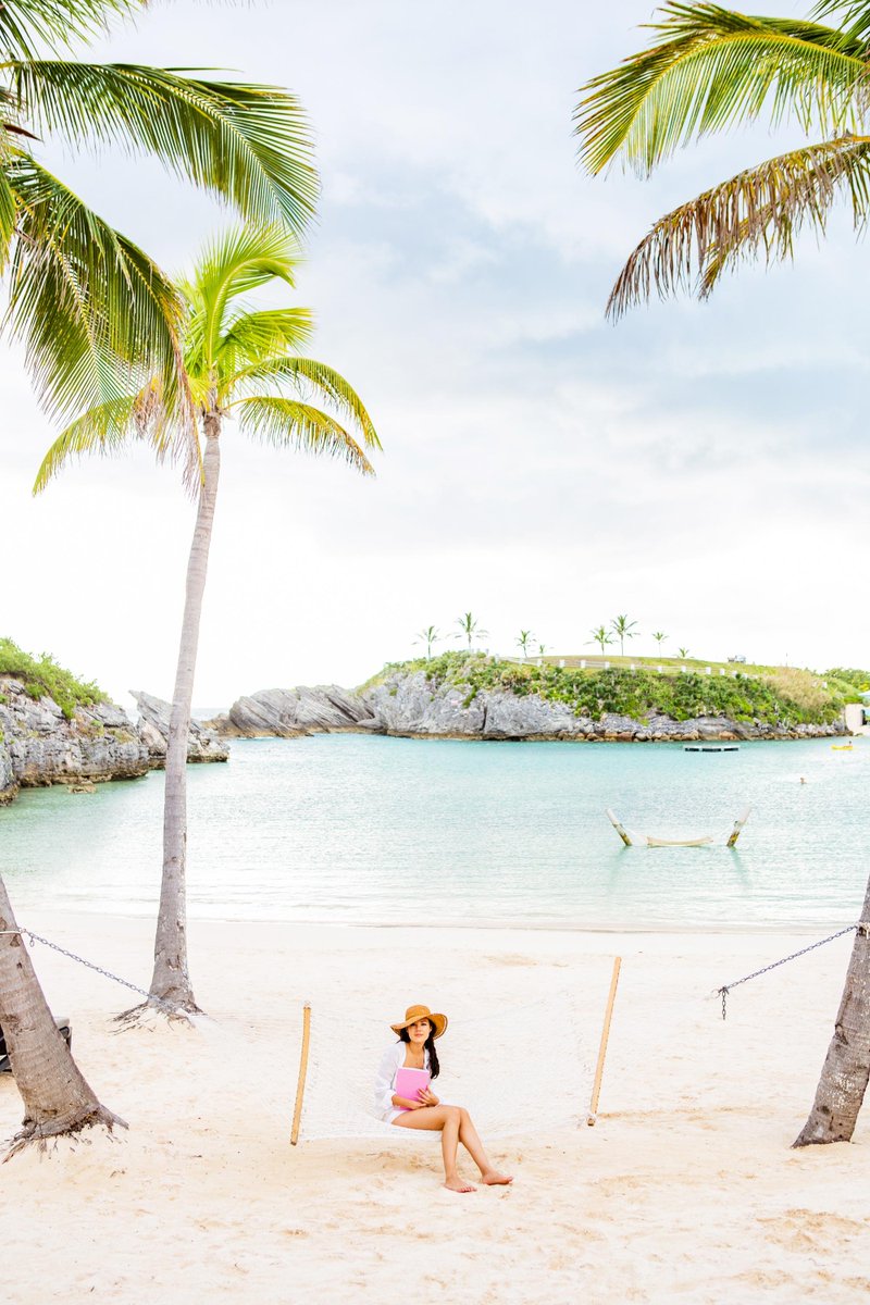 Happy Bermuda Day! Summer is officially in full swing at #HamiltonPrincess. 

#GoToBermuda #AccorHotels #Travel #Summer #Vacation