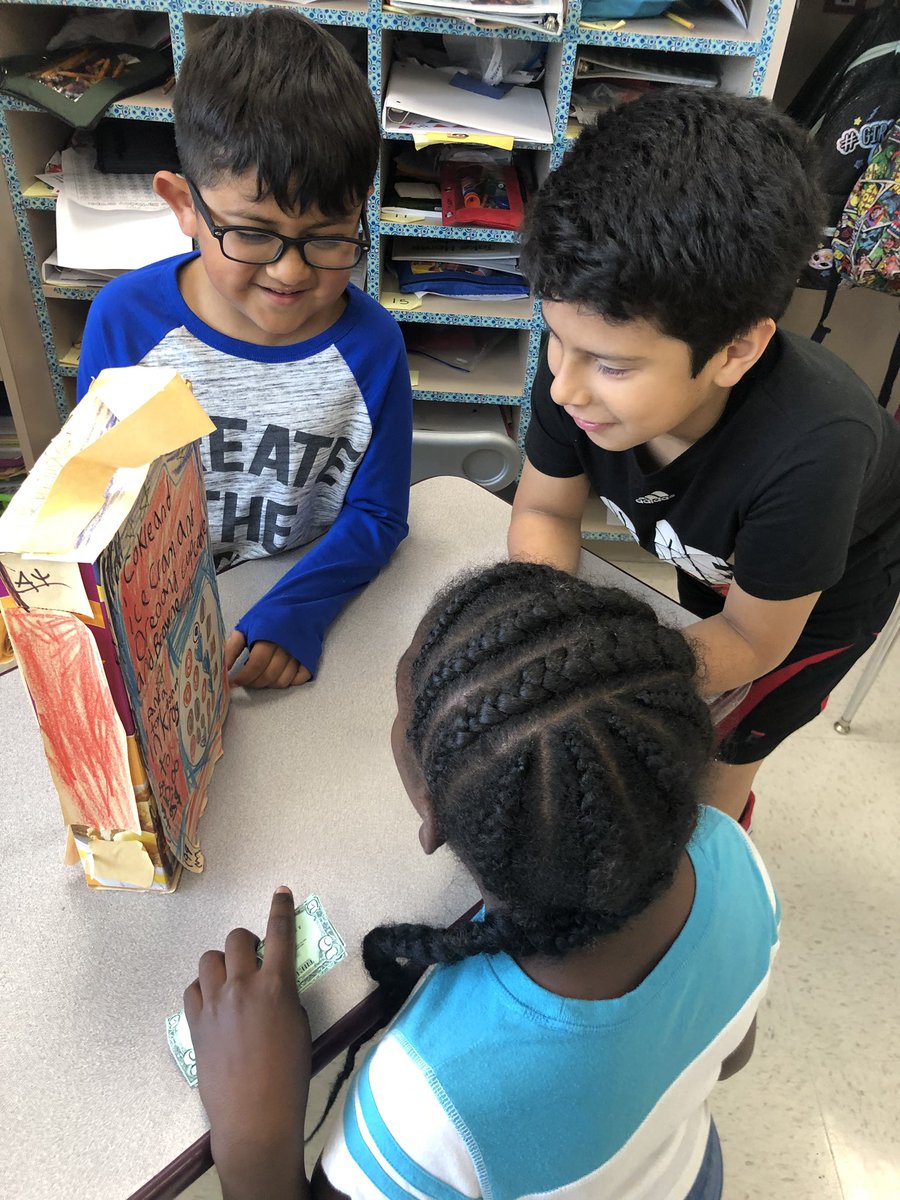 vickicasco7's tweet photo. #BeaverFirst worked hard designing cereal boxes for our Medua Literacy unit. Today, 2nd graders came to βbuyβ the most appealing cereal. Thanks @SPhillips2622 #beaversmiles @ambermhope @BeaverMST_Stars https://t.co/z3IeeByq5N