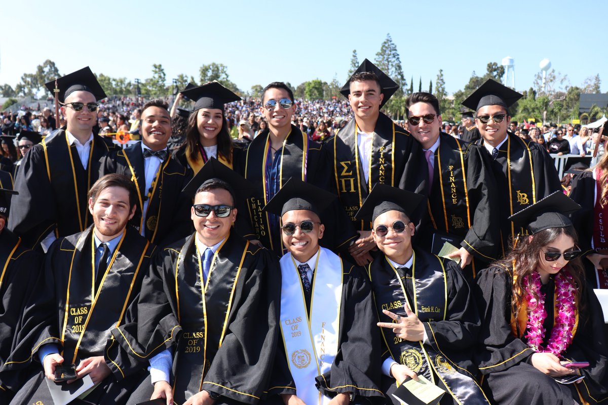 csulbalumni's tweet photo. 2019 Distinguished Alumna Barbara Barcon ’84 advised the @CSULBCOB Class of 2019 to maintain their Beach relationships for life!
“Never underestimate the people you know and those who really know you. They are a powerful and positive force.”
#GoBeach19 #CSULB #CSULBAlumni https://t.co/pLYxbK8tBL