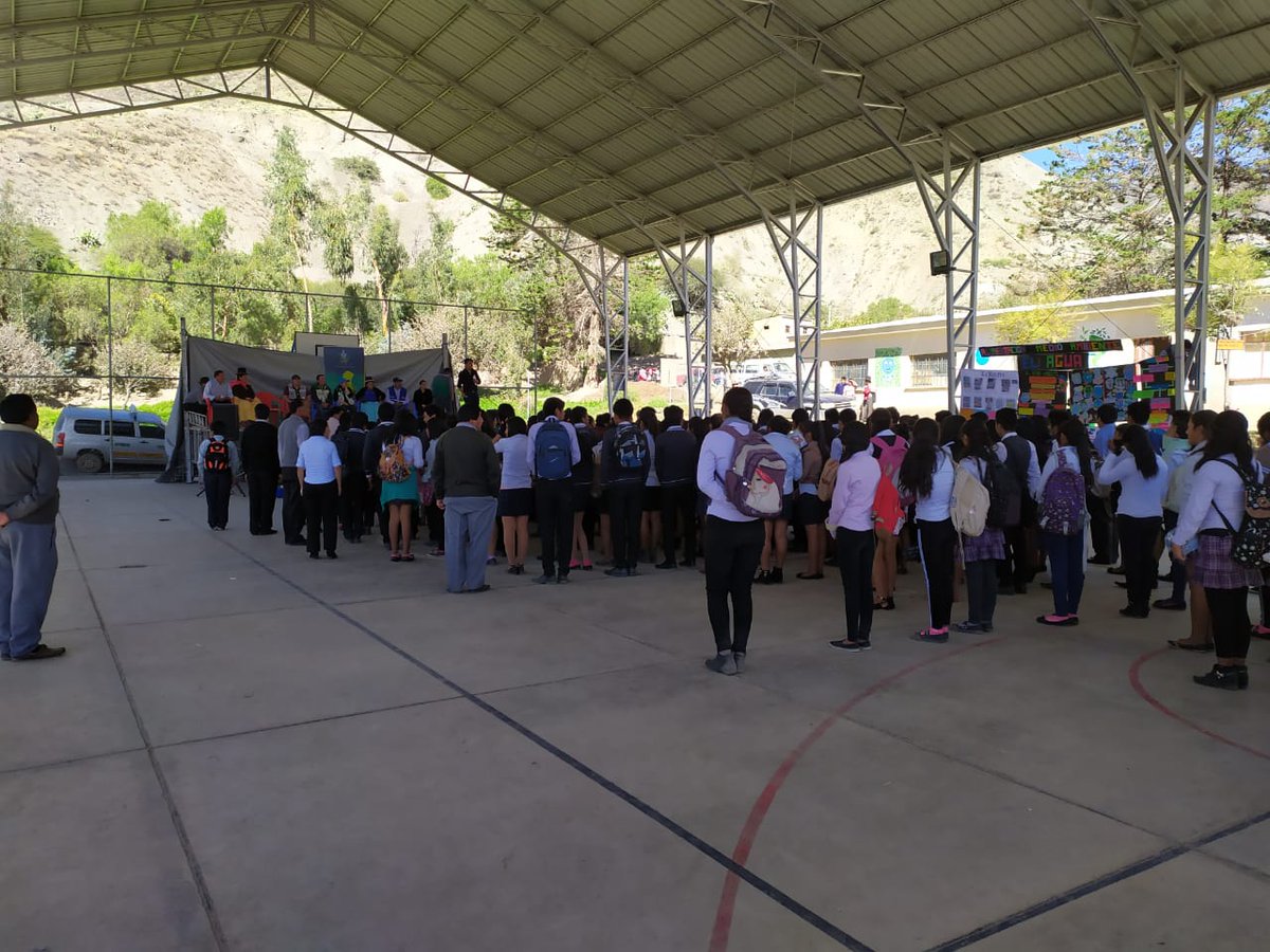FacUmsa's tweet photo. #FeriaDeSalud
#Sapahaqui
La carrera de Bioquímica se hace presente en la Feria de Salud del municipio de Sapahaqui con las temáticas de: prácticas pre profesionales, parasitología y citología aplicada
#BioFar
#UMSA_la_mejor https://t.co/h7bzxE39IY
