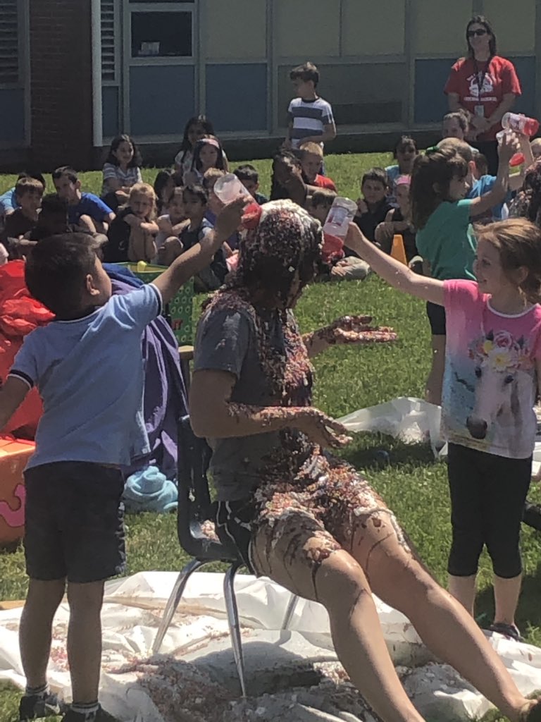 Ferderbar Panthers! tweet media