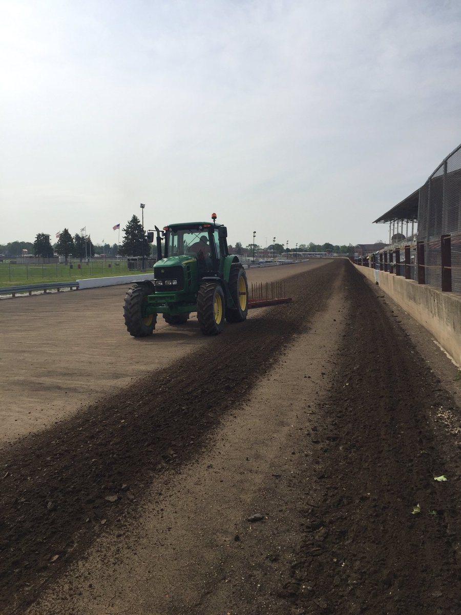 Springfield Mile tweet media