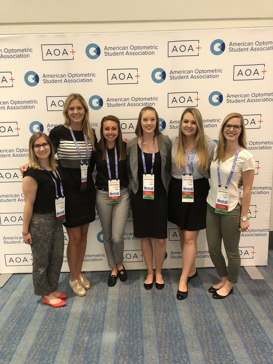 rachelbruinsma's tweet photo. Thinking back to last years Optometry’s Meeting and all we learned while picking out the events we will attend this year! Only 1 month away! #OM2019 #AOA #AOAPlus #SeeYouInTheLou #AOAPlusInfluencer #WhyEYEOM #theAOSA https://t.co/I1bT6XlYnU