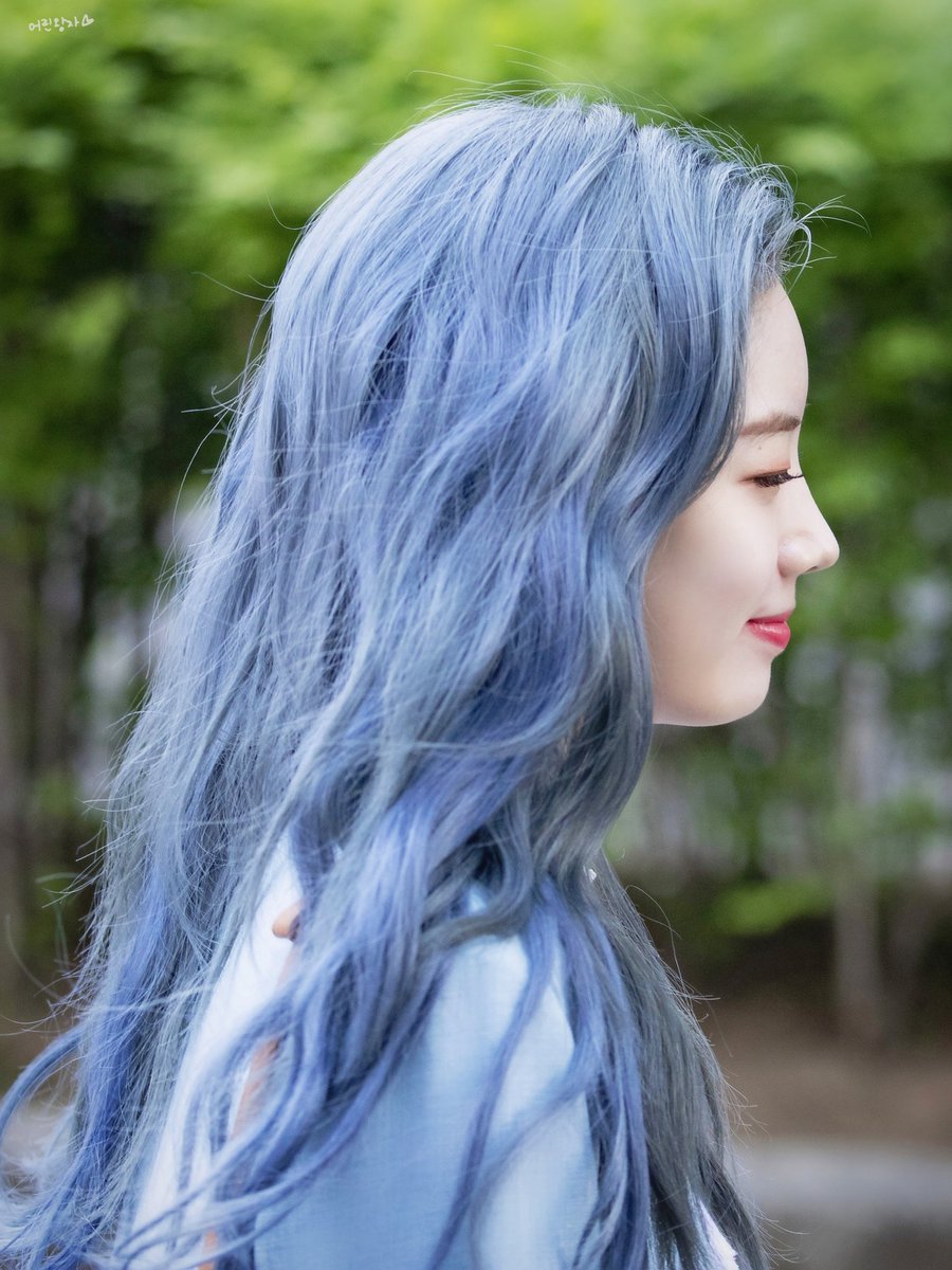 tofulike07's tweet photo. 190503 뮤직뱅크

D-Day🤟

#트와이스 #TWICE 
#다현 #DAHYUN #ダヒョン https://t.co/MXXOPkpquT