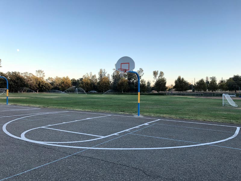 letsgoball1's tweet photo. 🚨 COUNTDOWN ➡️ TOP 5️⃣ BASKETBALL COURTS 🏀

🎗HONORABLE MENTION ➡️ Grant School

The Redding 3-on-3 Basketball Tourney is here, get some shots up at this basketball court in Redding, CA.

@ShastaCoSports 
#norcalscores
#redding
#3on3

https://t.co/nz6TwEZYsi https://t.co/JMyZLzgNBv