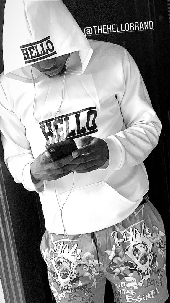 officialmrhello's tweet photo. Get familiar... #20MillionReasons #MusicIsLife #Hello #thehello https://t.co/upTwzqJgoT