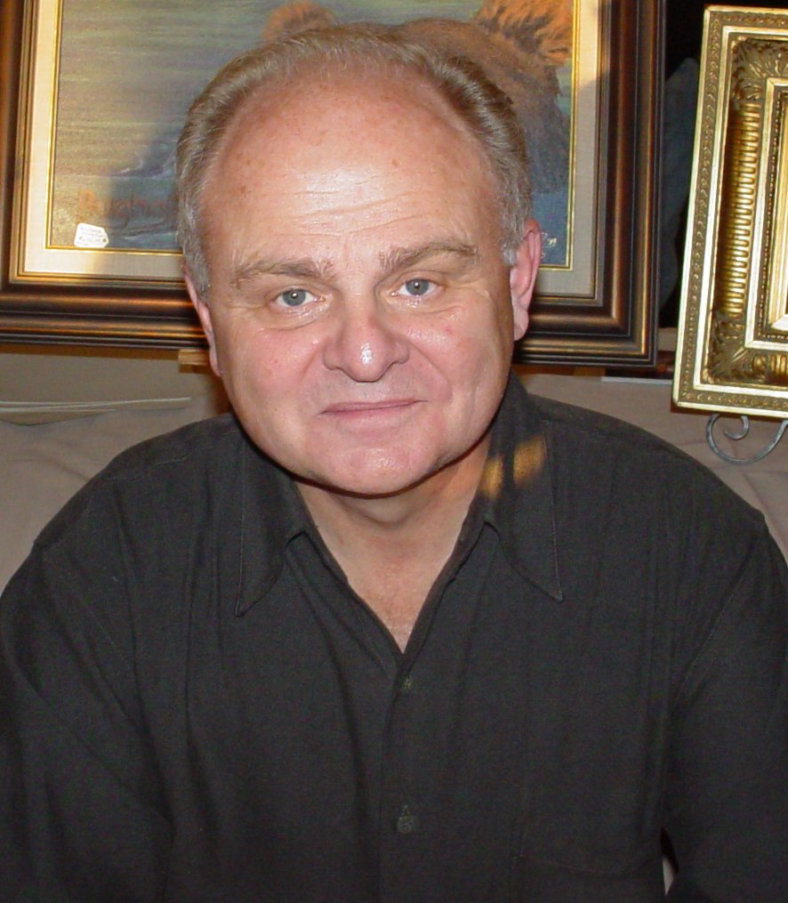 Happy birthday to NTR star Gary Burghoff! He starred in our production of MARVIN & MEL in 2003. 
