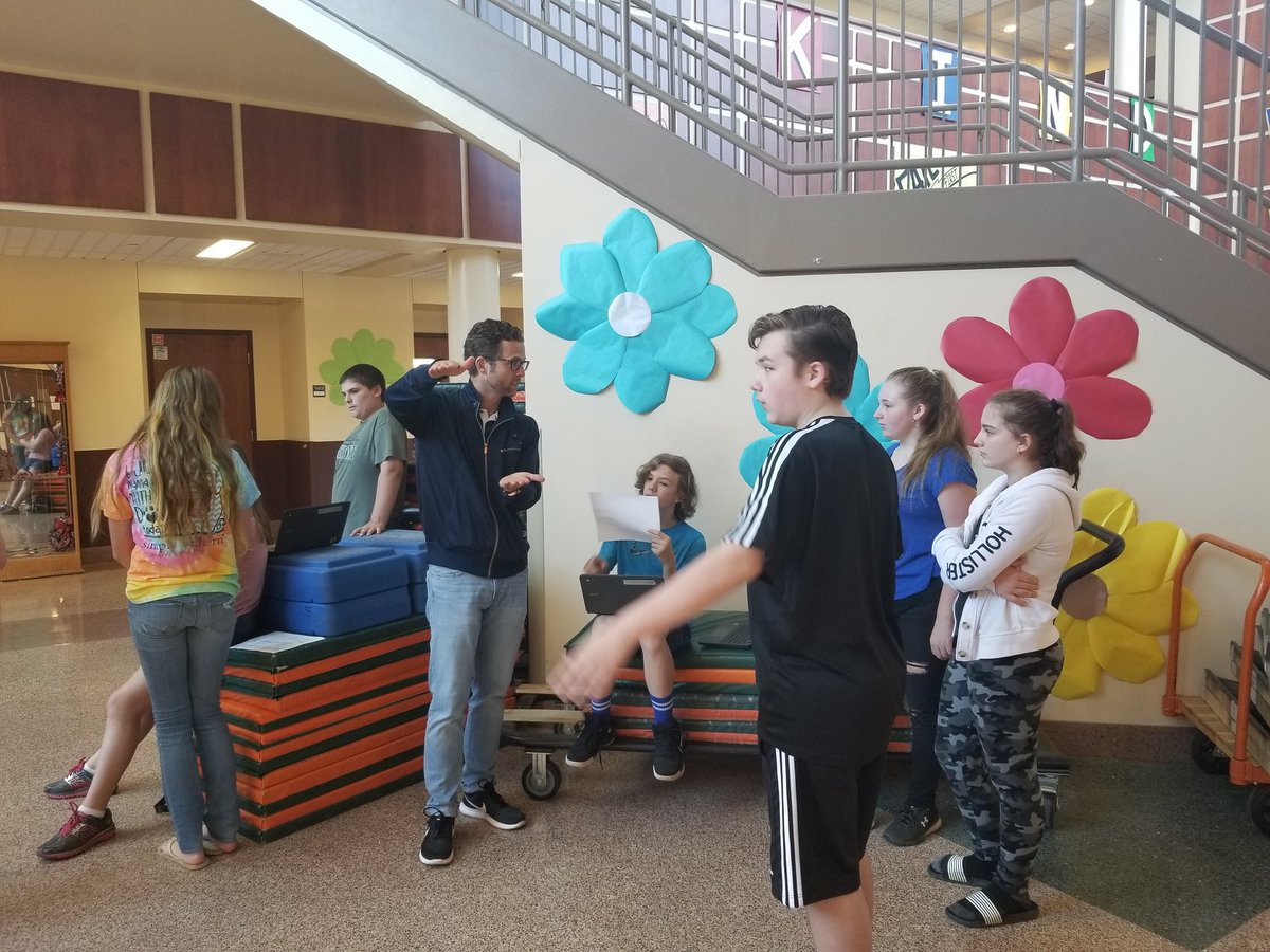 smithdyough's tweet image. Thanks @johncortazzo  for helping 7th grade Ss learn computer science with @DJIGlobal Tello drones.  Students used teamwork, problem solving and math skills to complete today's coding challenge. #youghsd #STEM #csforall