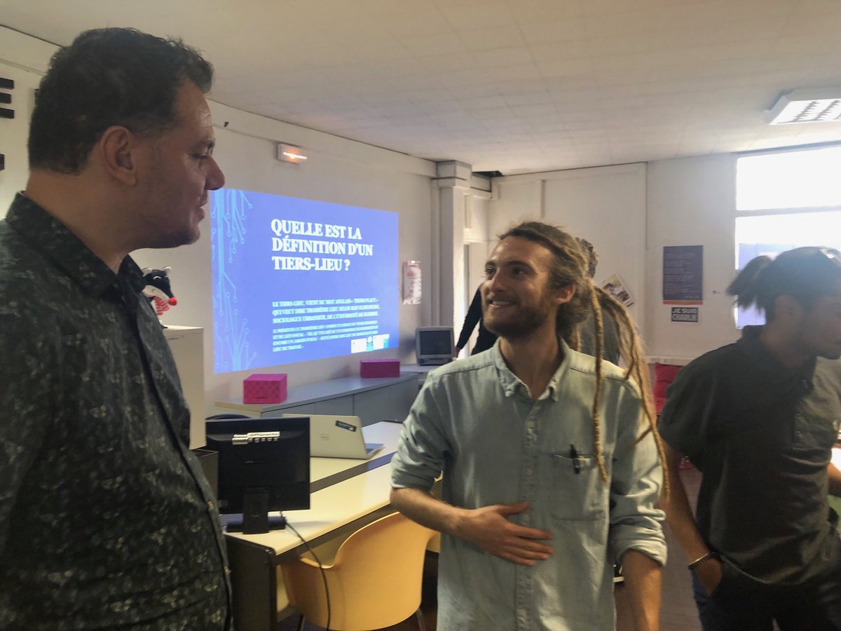 BuscailLina's tweet photo. 👏 L’ALTernativ’ est lancée ! 🎉Un tiers-lieu numérique solidaire, espace d’innovation d’engagement et d’insertion
👉les 16/25ans viennent en appui aux associations varoises #THEprojet #numérique #ados #initiatives #fédératif #PdN #Dcodeurs #DSL #jeunesse avec @FOL_83 https://t.co/uJsEubQ3IY