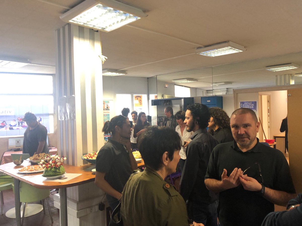 BuscailLina's tweet photo. 👏 L’ALTernativ’ est lancée ! 🎉Un tiers-lieu numérique solidaire, espace d’innovation d’engagement et d’insertion
👉les 16/25ans viennent en appui aux associations varoises #THEprojet #numérique #ados #initiatives #fédératif #PdN #Dcodeurs #DSL #jeunesse avec @FOL_83 https://t.co/uJsEubQ3IY