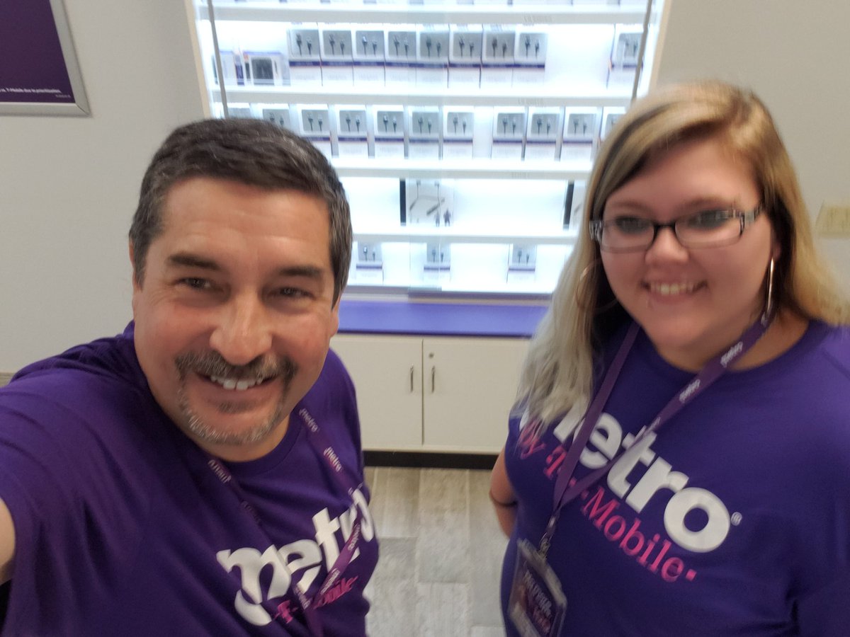 MKolloway's tweet photo. Beloit is ready #livepurple https://t.co/Zf8wIGOxhH