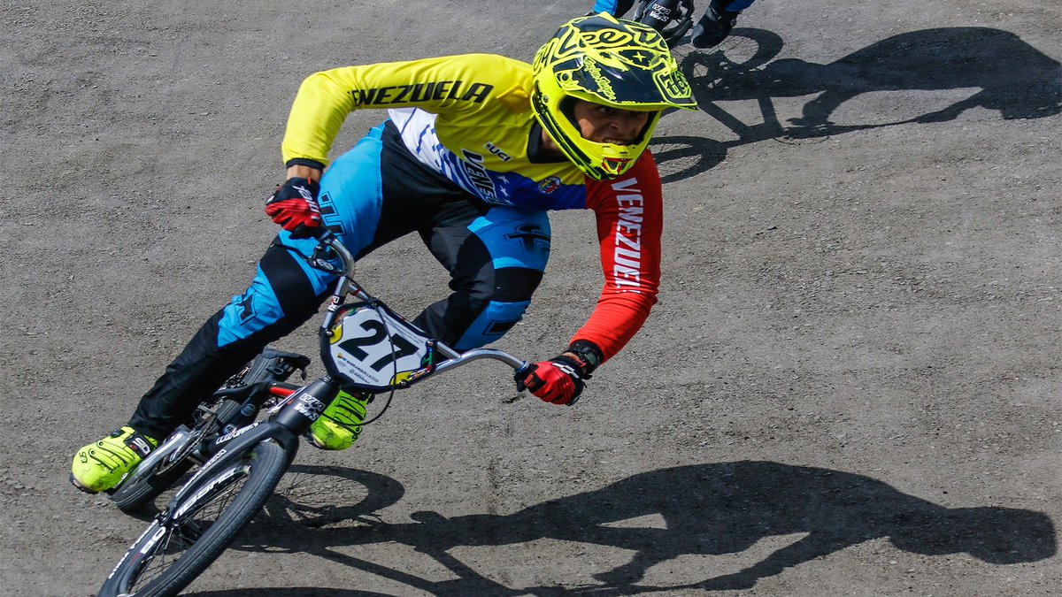 INDeporteVE's tweet photo. ¡VAMOS MUCHACHOS! Los pedalistas nacionales Jefferson Milano y Rubén García se encuentran en Sao Paulo, Brasil para disputar el Campeonato Panamericano de BMX Racing 2019, de clase CC, que se desarrollará los días 25 y 26 de mayo. #GrandeVzla https://t.co/WZUVfl1tGF