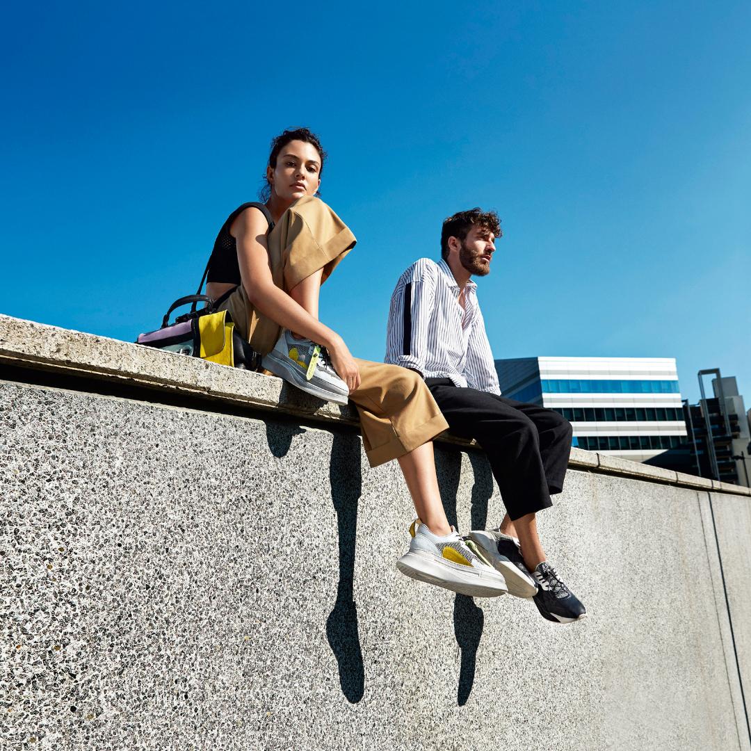 NEON URBAN REBEL 
Little fluorescent flashes light up the city, highlighting #AS98 collection's dynamic, sporty soul. 
The vibrant colours of the inserts breath life into the #sneakers.

#as98style #as98shoes #as98bags #shoes #bags #nomorewalls #neverconventional #style #fashion