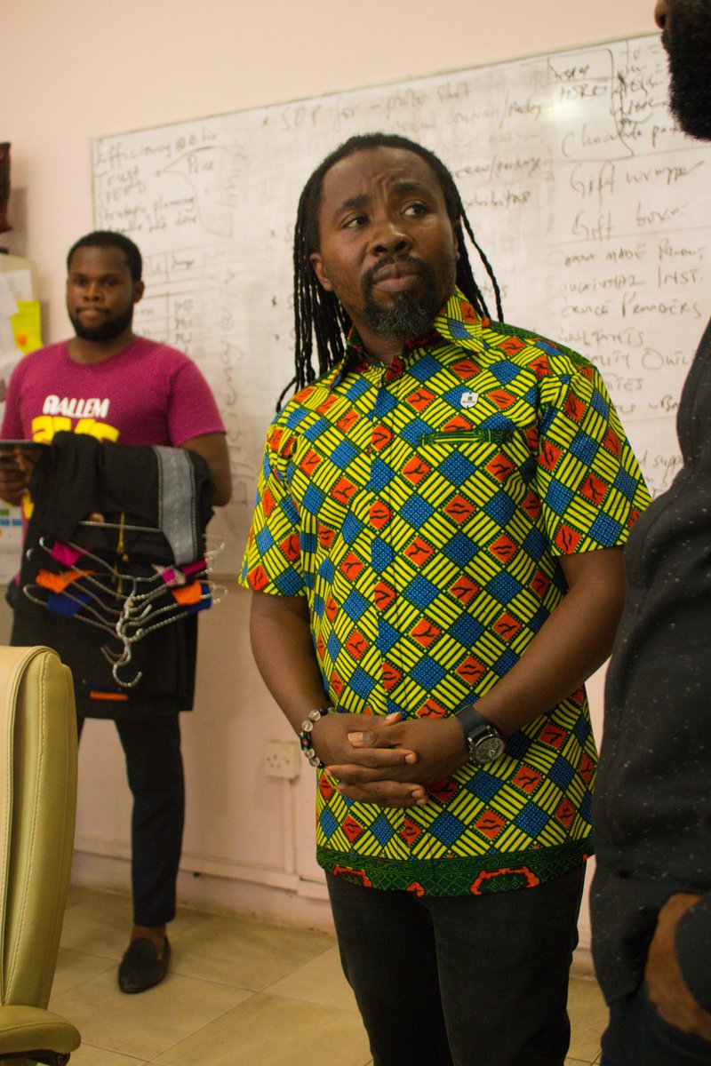 NallemClothing's tweet photo. Two decades in music and still strong @iamobrafour with the CEO of Nallem @gregkankoh at his office @ Nallem Head Quarters โ Kokomlemle. Something big is cooking from Ghanaโs top fashion brand; Nallem Clothing and the legend Obrafour. This is big news!
#nallemclothing #PAEMUKA@20 https://t.co/BpU4KpuWwY