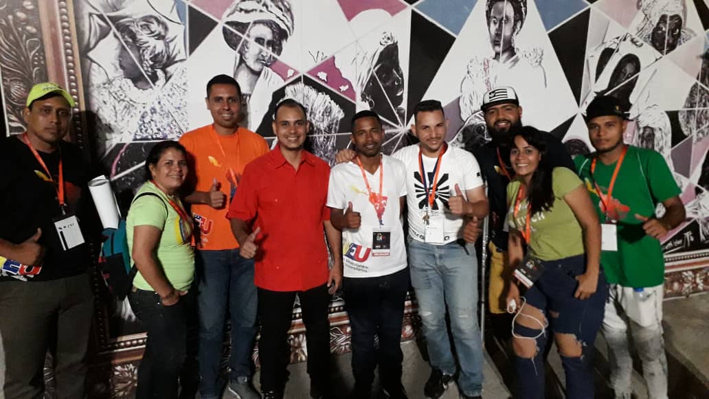 uptvalencia's tweet photo. Uptvalencia presente en #18CLAE venezuela 2019 por nuestra América unidad,lucha antiimperialista y educación emancipadora. https://t.co/jcrCkDUOsO