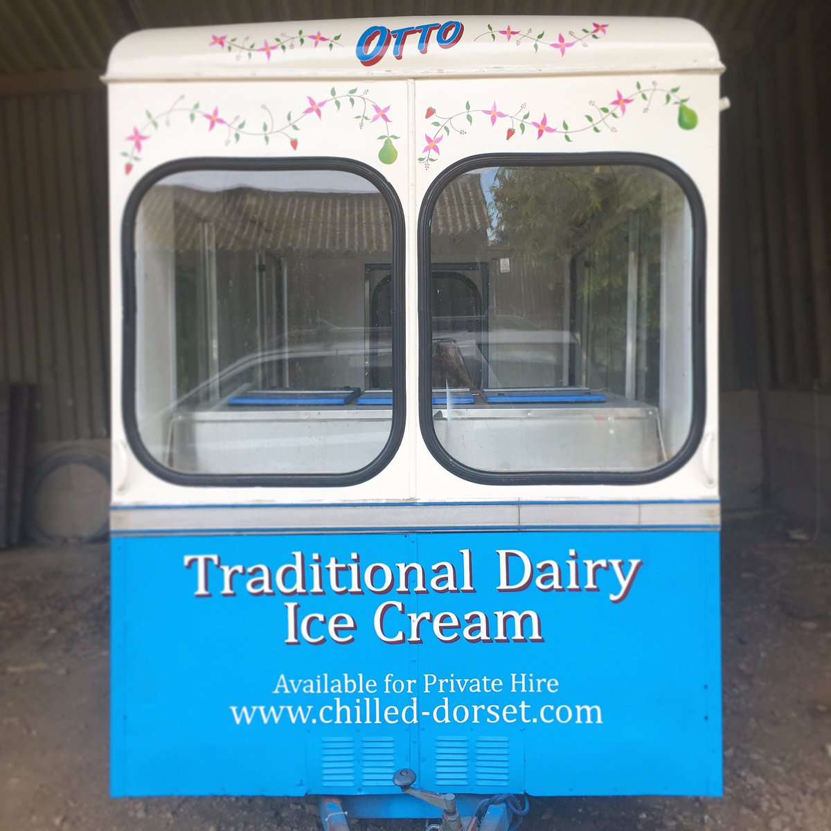 Otto’s coming home!! We are chuffed with his hand painted flowers 🌸🍦😊