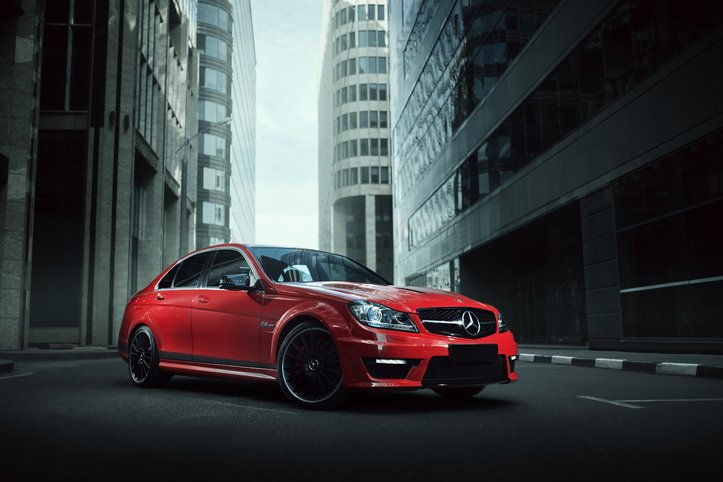 DasEuropeanAuto's tweet image. With a state of the art shop that features the latest tools and equipment available, we offer complete in-house services designed to preserve your car’s performance for years. #daseuropeanautohaus #europeanautoservice #springautorepair