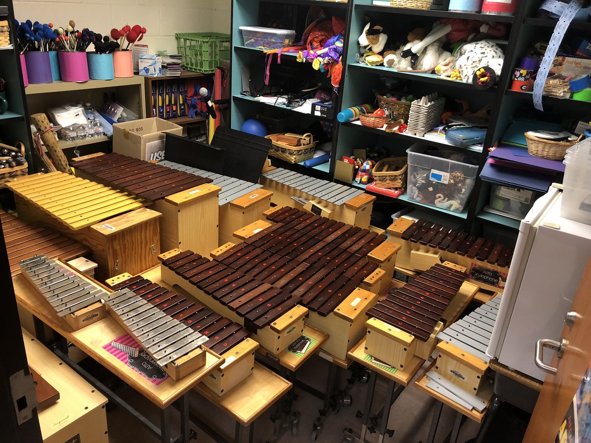 mrsrobinsmusic's tweet photo. Another year, another successful round of xylophone Tetris ๐ @FindleyOaks @FultonCoSchools #postplanning #fcsmusic #elementarymusic #musicteacher #musiced #musiceducation #orff #xylophones #tetris https://t.co/BSuvQmg4Hc