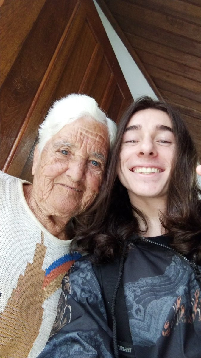 _ianveiga's tweet photo. Melhor sequência de fotos q vocês vão ver hoje https://t.co/U5zKjmkv0C