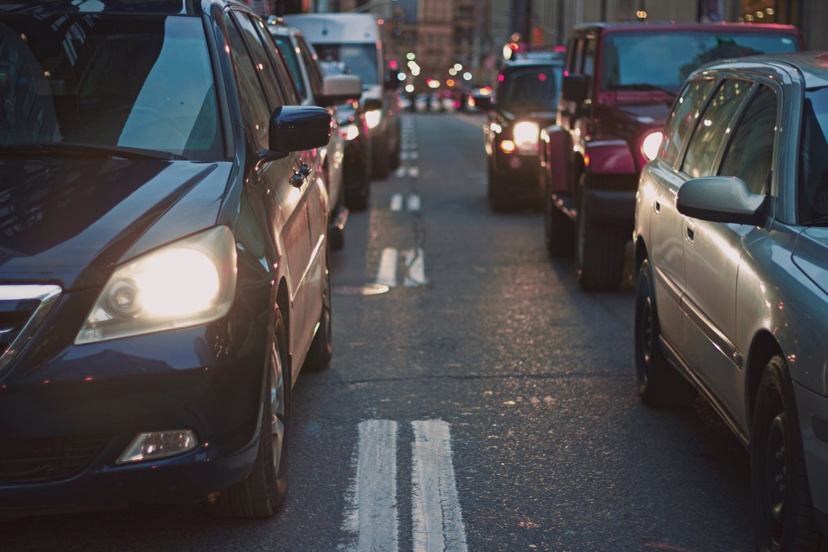 DDDiscount's tweet photo. #MemorialDayWeekend is almost here.  Check out the blog about how to avoid #holidaytraffic and #staysane in the car
https://t.co/mAagpYcgQf https://t.co/hKBA4cBd2M