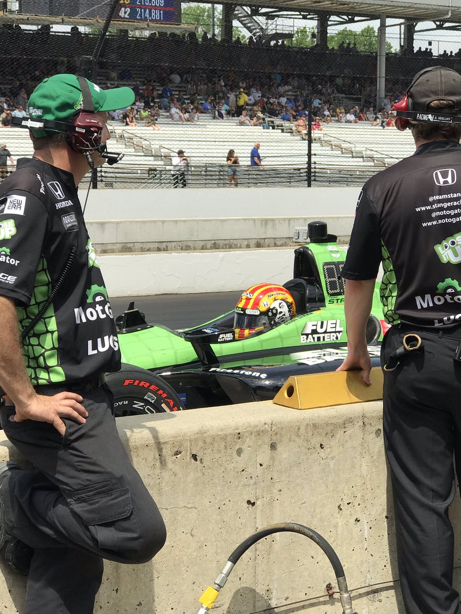 Motogator1's tweet photo. Final laps of practice! @OriolServia is heating up the track! @teamstange @IMS  #indy500 #ThisIsMay https://t.co/DMDWErQRmt