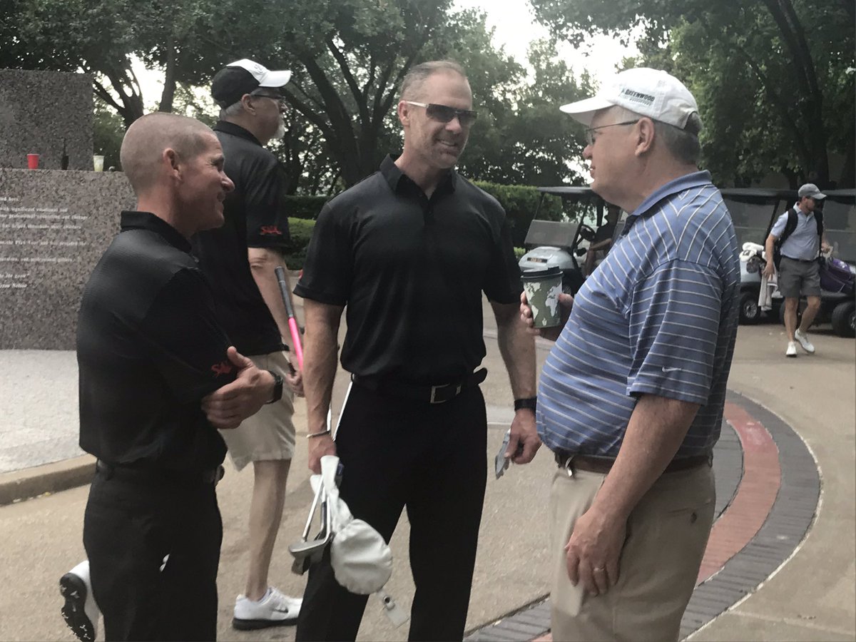 white_catwhi63's tweet photo. @RayRRamu DLS Region 8th Annual Golf Scramble #FourSeasons #SaiaLTLFreight #SaiaStrong #SaiaCoreValues taking care of the Customer! 🚚🚚 https://t.co/b4d8dEKUYp