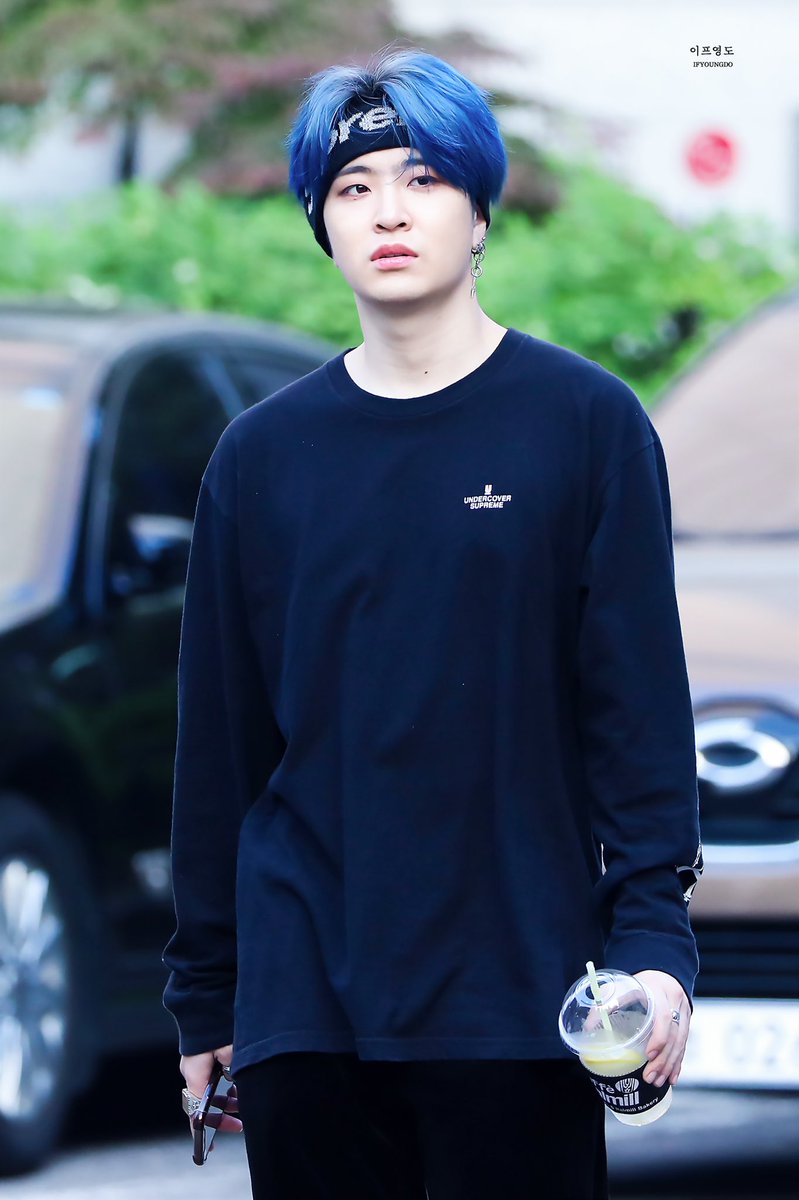IFYOUNGDO's tweet photo. [HQ]190524

💛💙🌙

#YOUNGJAE #영재 #GOT7 #갓세븐 https://t.co/SagET80apk