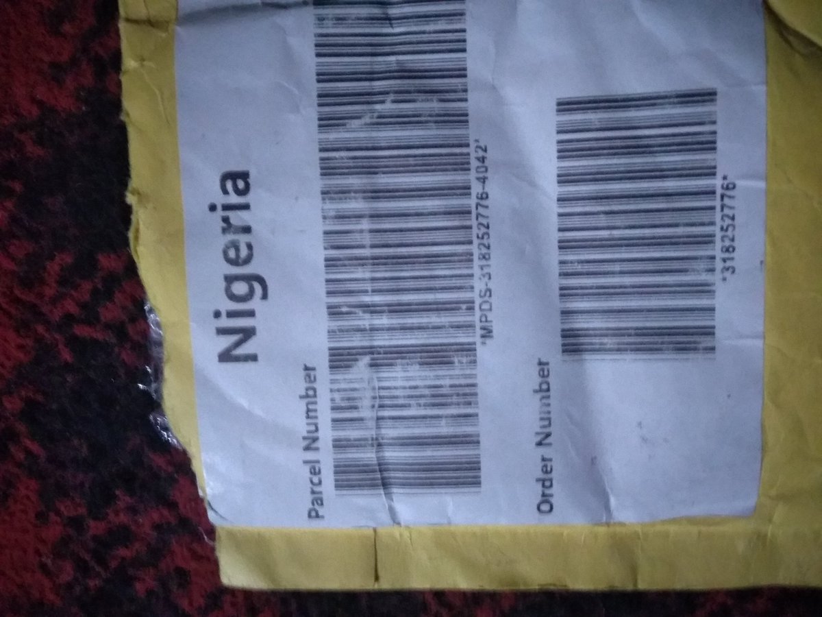 AhamsJohn's tweet photo. @JumiaNGHelp Here is the fake parcel you send without return https://t.co/YWUKO6Wa7v