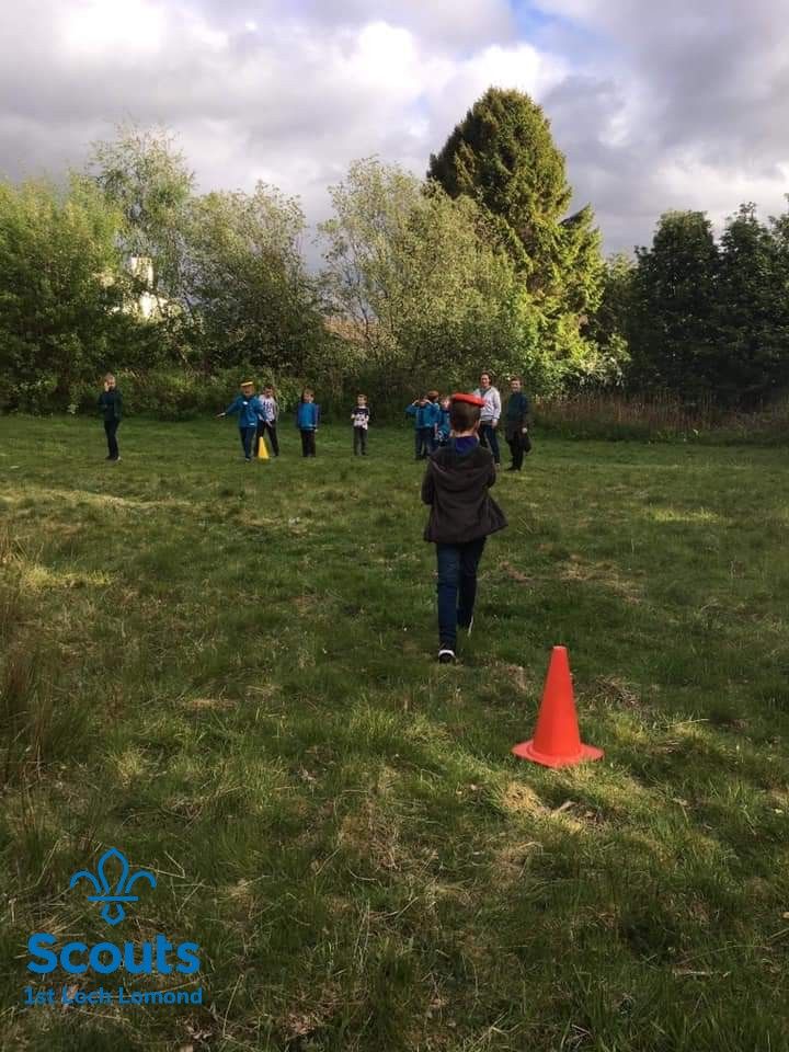 Thursday Beavers taking advantage of the lovely weather with funny relay-races! 👍⚜️