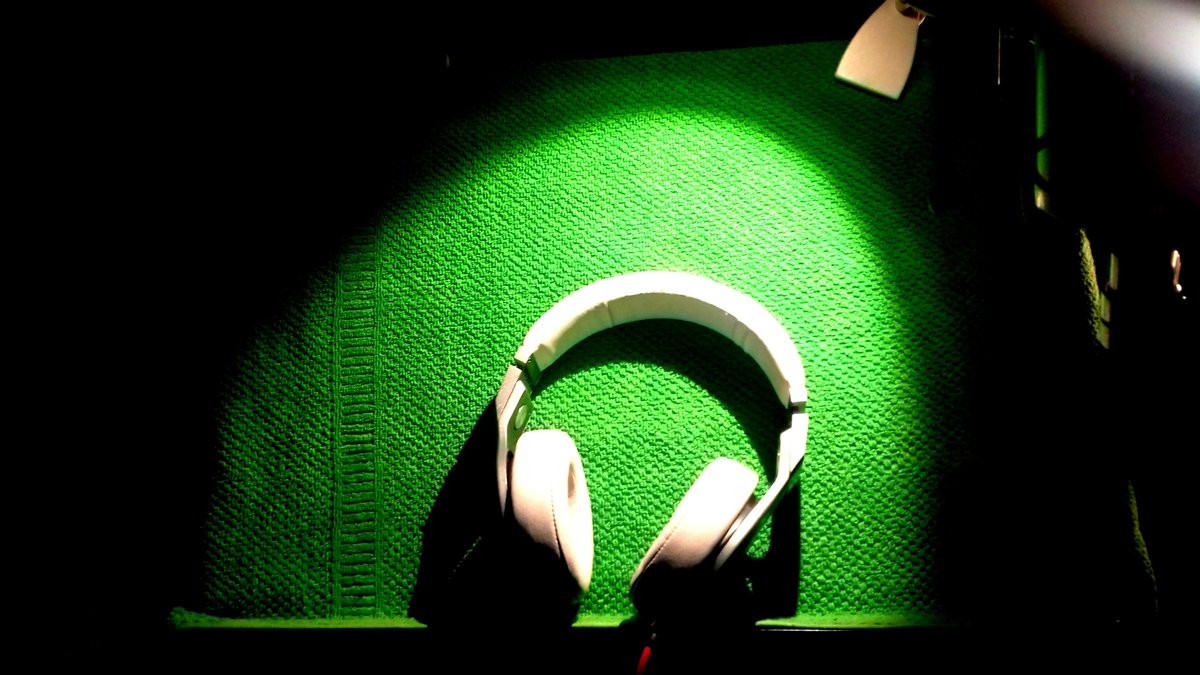 doblajeneuskadi's tweet photo. https://t.co/CukGPRSLAp descubre cómo los estudios de #doblaje #Arteik pasaron a ser #MarDigital para acabar siendo #Domusic y desaparecer definitivamente https://t.co/0XTtUtJjcV
