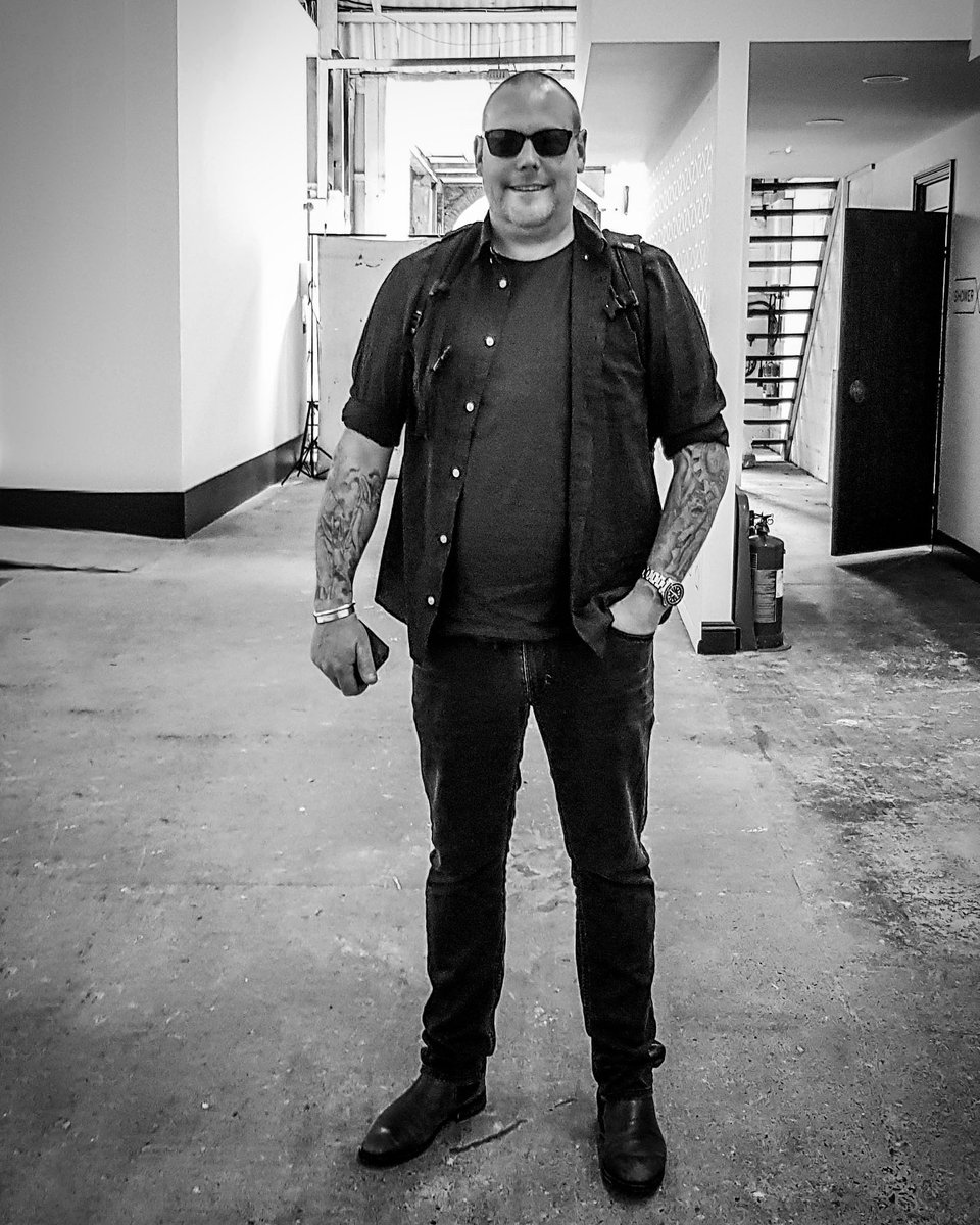 HavenStudioLond's tweet photo. What an end to a long week! We got a visit and thumbs up from the amazing Ben Dillon, who you may know from his work on Kingsman: The Secret Service, Criminal and other  feature films.

#filmstudio #filmproduction #producer #featurefilm #film #studiohire #filmmakers #filmmaking https://t.co/9knZuctk0L