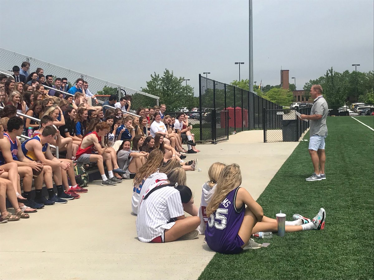 Mr. Tim Ricker addressing the class of 2019 at their senior celebration