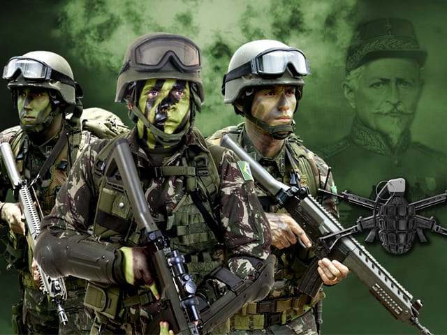 Conforme os valores da Força Terrestre, nunca esquecemos dos nossos antepassados. No dia de hoje, em que comemoramos o dia da Infantaria, não poderíamos esquecer de enaltecer o nosso destemido Patrono, o Brigadeiro Antônio de Sampaio - herói da Guerra da Tríplice Aliança.