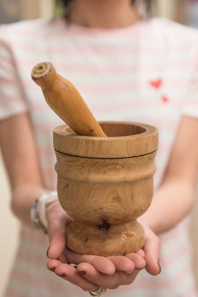 Healthy_Italia's tweet photo. Use a mortar and pestle to make your own #pesto and you won’t be disappointed!
In fact, making the pesto the old fashioned way like a real #nonna, would prevent the basil leaves from darkening and it will keep the flavor as well as the aroma intact!
#healthyitalia #cookwithlove https://t.co/6VIgUqzurj