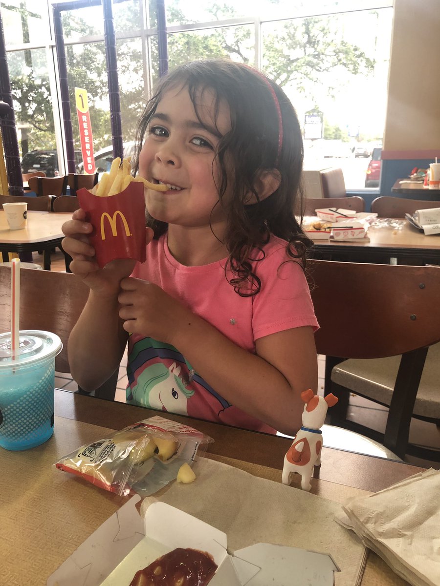 CoachPehrson's tweet photo. Is it bad parenting that my daughter is 5 and this is the first time she’s been to @McDonalds?
#BadParenting #ParentFail #McDonalds #FirstHappyMeal https://t.co/EKcNYCJrS3