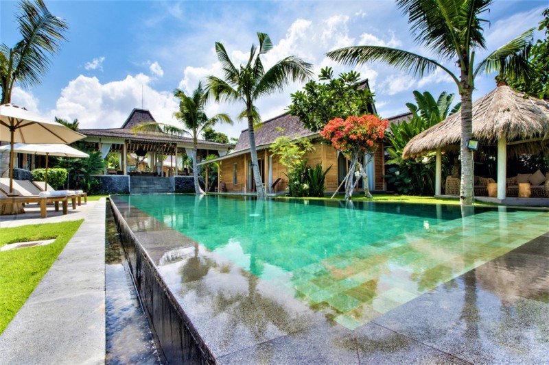 Welcome to the tranquil and secluded Mannao Villa in Bali. A perfect place to relax and unwind.
#LuxuryVilla #LuxuryVacation #ExceptionalVillas #Bali