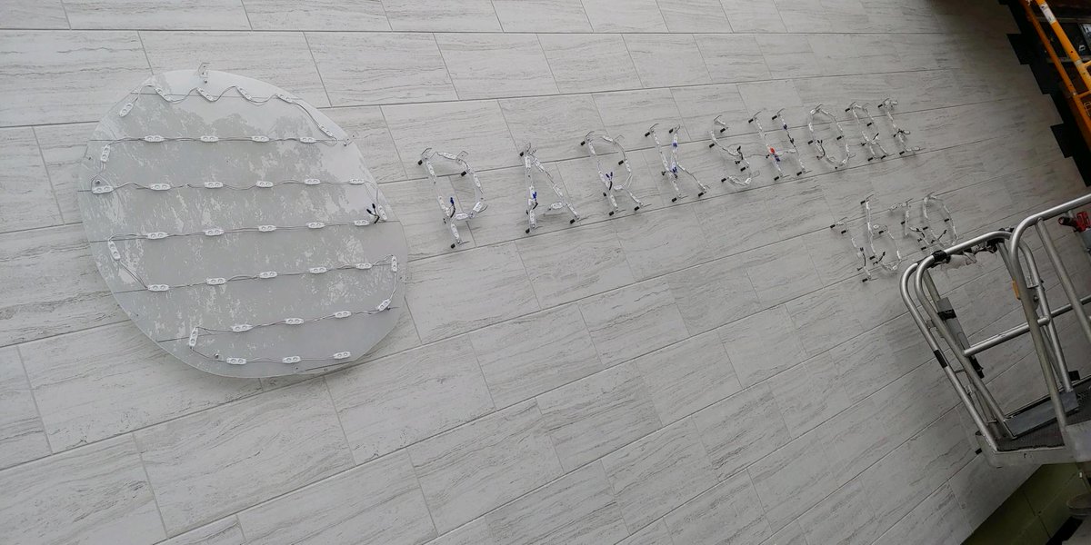 Check out Parkshore Senior Living Community new sign!!!! 
#Parkshoreseniorlivingcommunity #newsigns #PNWsign #customsignage #Fabrication #installation #signinstaller #siganinstallation #oneofkindsignage #designteam #fabricationteam #berrysign #berrysignsystems #teamberry