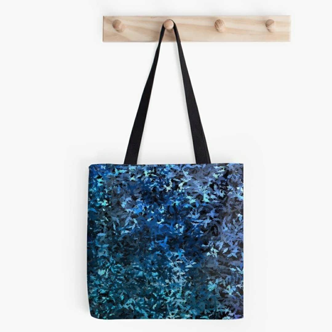 subi_designs's tweet photo. New Design: Brush Wings is now available at my RB and S6 Shop! This is one of my favorite designs that I created using my new pattern brush!!

S6 ➡️https://t.co/4ppNcupBtC

RB➡️https://t.co/1tppNsQHLs

#subidesigns #society6 #redbubble #blue #artist #brushwings #patternbrush https://t.co/5U3d6GTcds