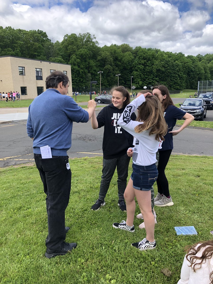CooperHistory8's tweet photo. HR students mingling with and learning the handshakes of NY with author Paul Volponi! https://t.co/09TEVlEV3x