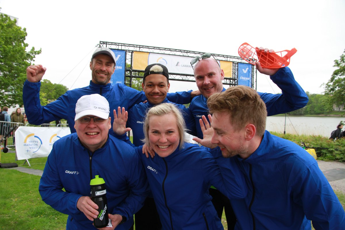 ulanruus's tweet photo. Tänään osallistuttiin liiton joukkueella Yritysmaratonviestiin. Ei hajuakaan monensia oltiin, mutta ainakin meillä oli hauskaa! #ymv19 #yritysmaratonviesti .@Olympiakomitea .@Salibandyfi https://t.co/ZyonNR9h4k